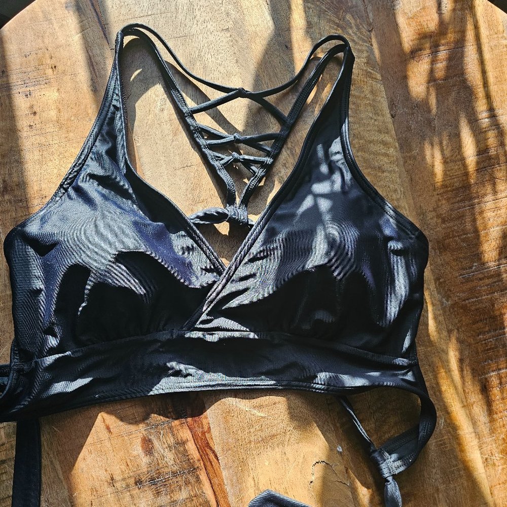 Prana Atalia Size D/DD black swimsuit top